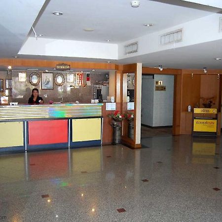 ホテルUdon Airport ウドーンターニー エクステリア 写真
